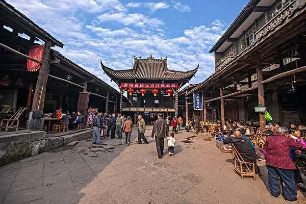 无需签约!2月1日起职工医保普通门诊费用在青大附院可直接报销